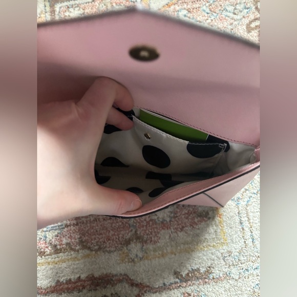 Like-New Kate Spade Envelope Crossbody Light Pink - Picture 2 of 4